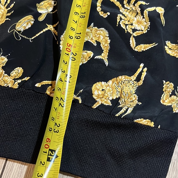 Salvatore Ferragamo silk t-shirt with black zodiac signs - Picture 6 of 8